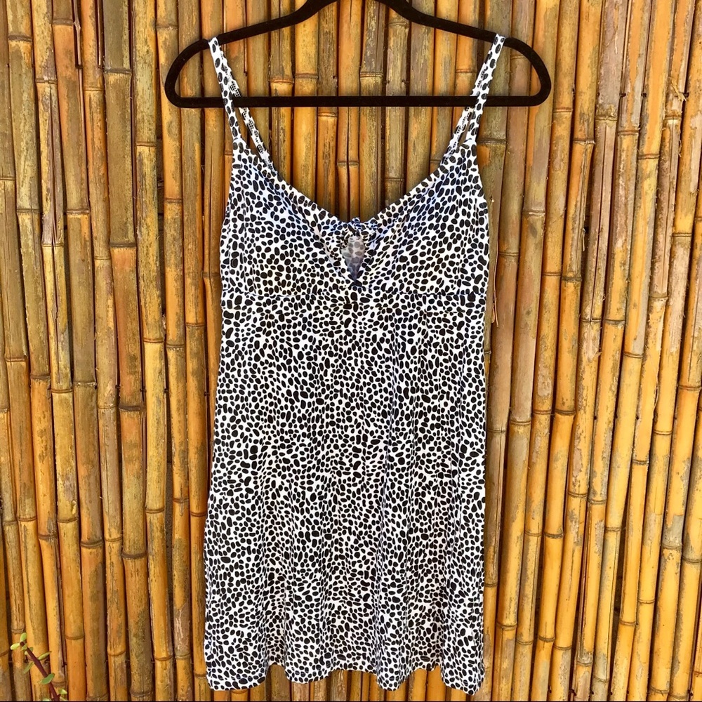 Women’s Black & White Animal Print Cover-Up Dress